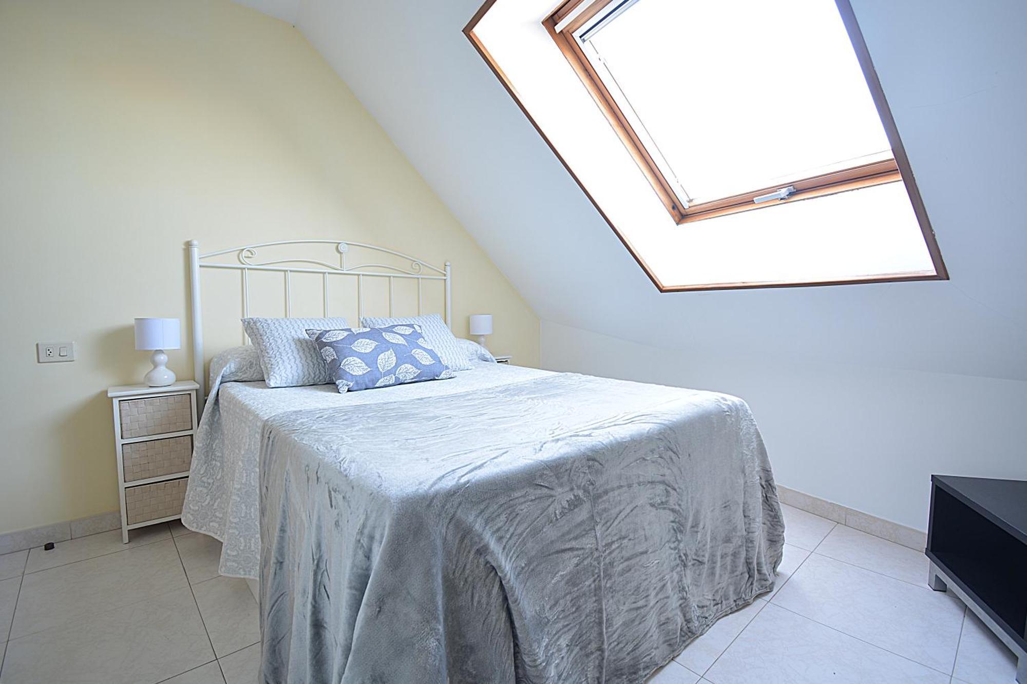 Apartamento Con Terraza Frente Al Mar En O Grove Esterno foto